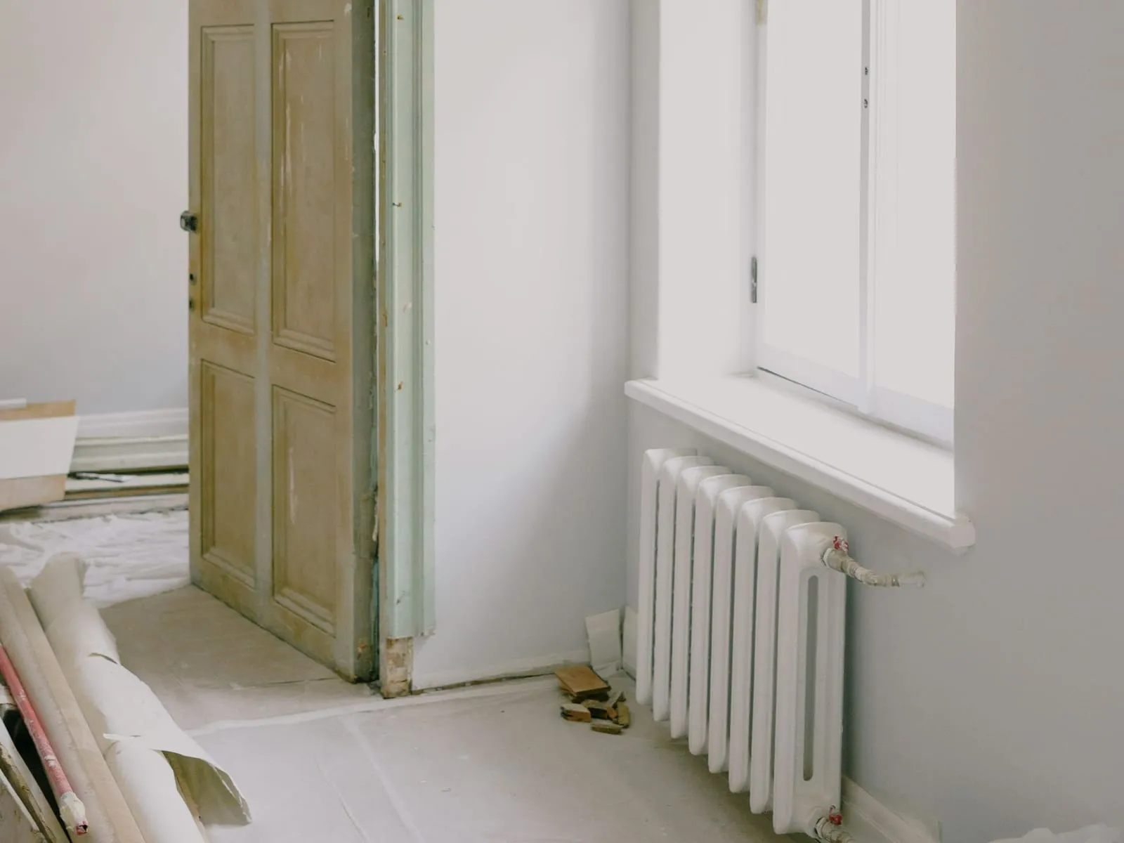 Remise à neuf complète d'un séjour — avant travaux