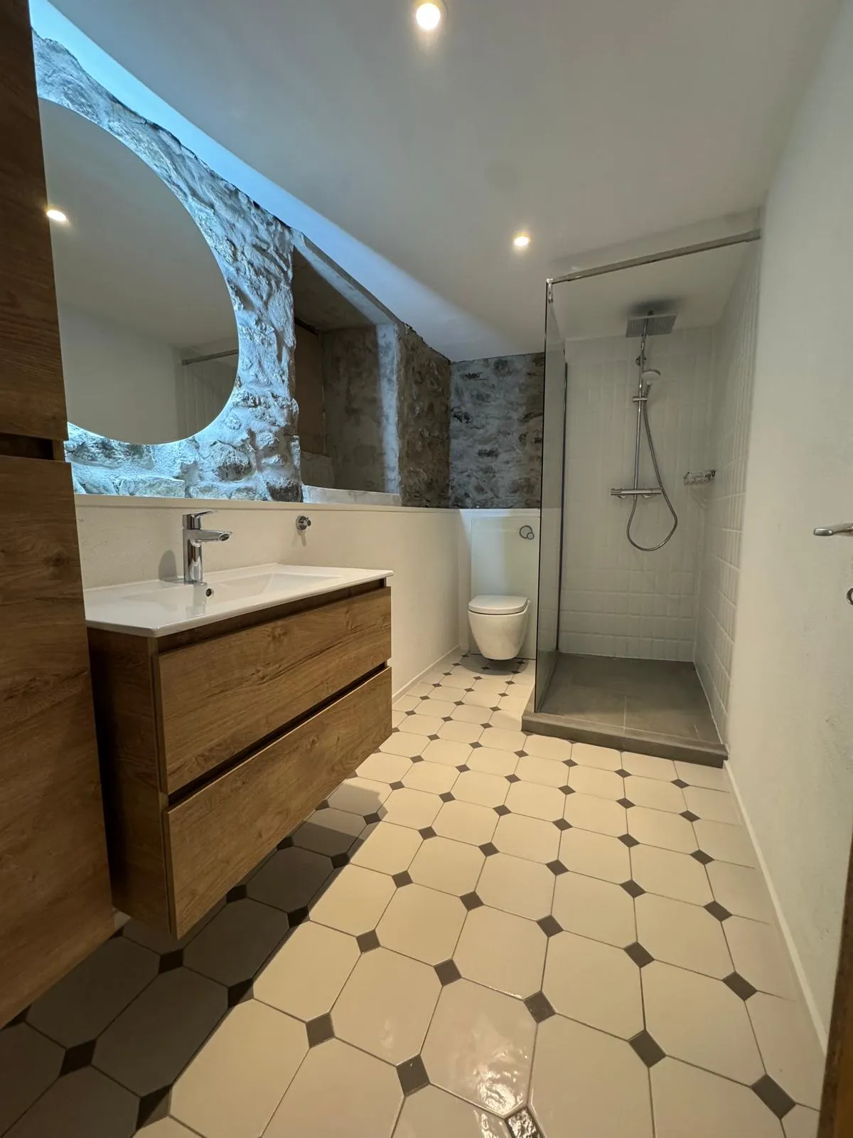Transformation d'une salle de bain à Chavornay, après travaux