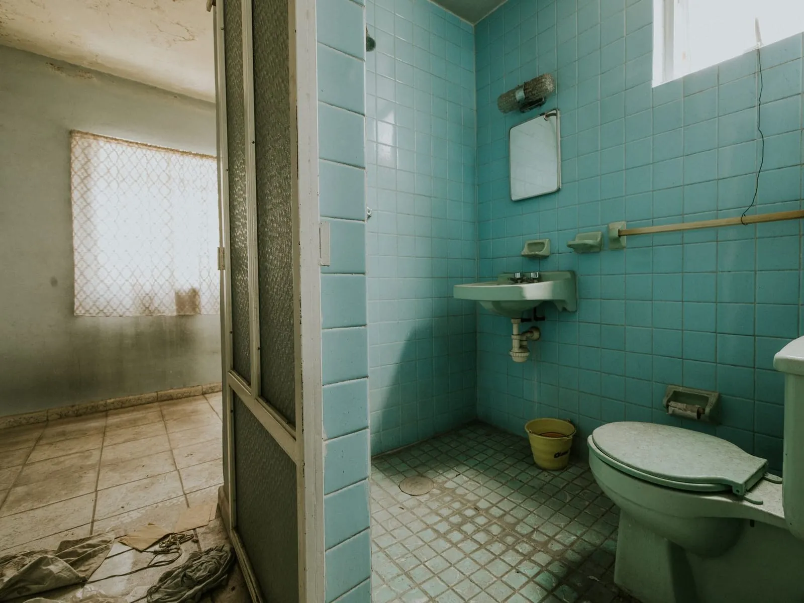 Rénovation complète d'une salle de bain — Lausanne — avant travaux